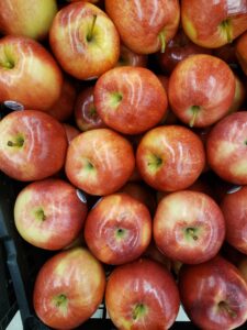 8 Easy Apple Recipes To Try For Your Fall Dinner Party